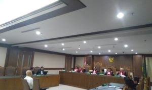 Fredy Lumban Tobing mendengarkan pembacaan vonis di Pengadilan Tipikor Jakarta, Kamis (12/12/2019) dok Keadlian/AG