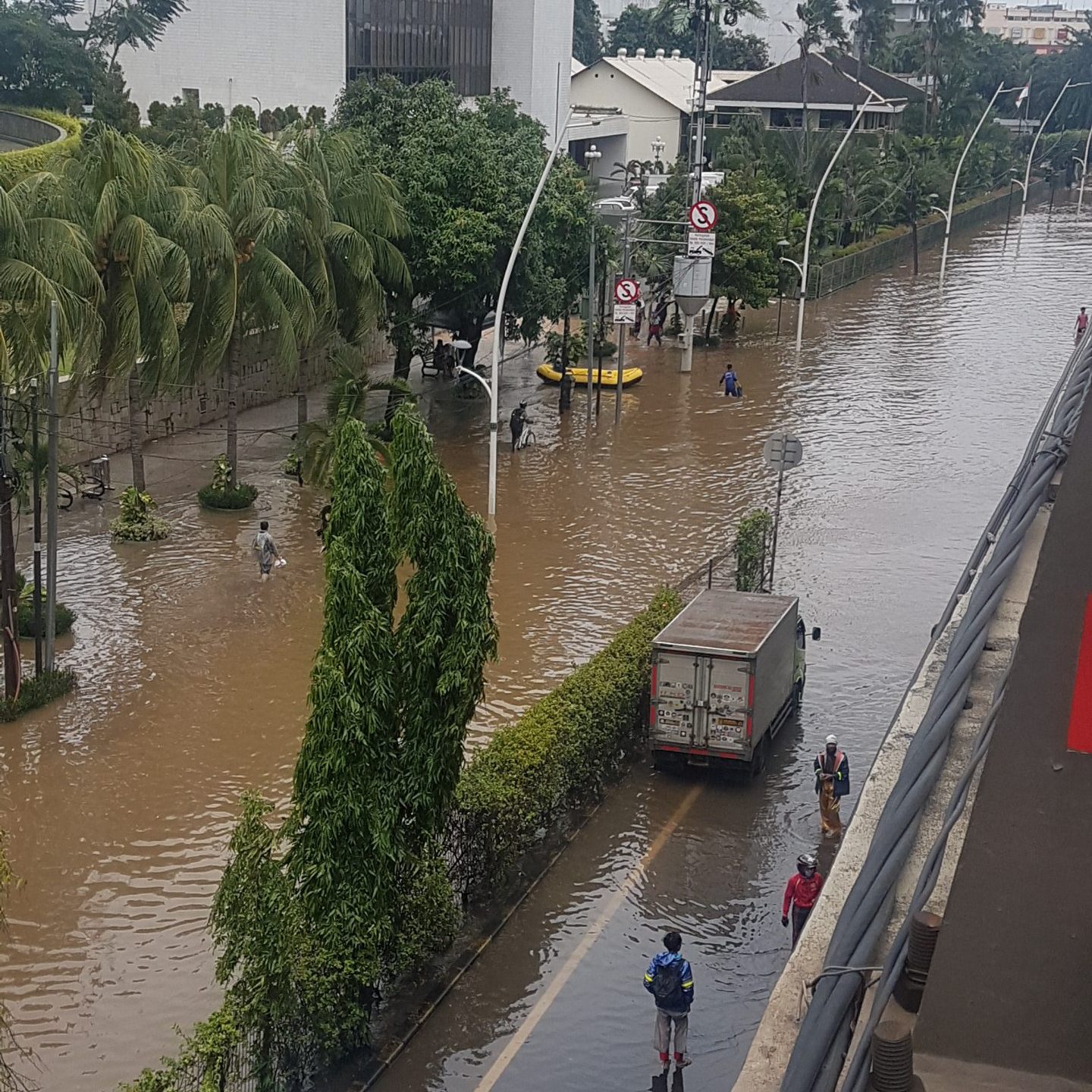 Banjir Cempaka Putih, Begini Dampaknya 1
