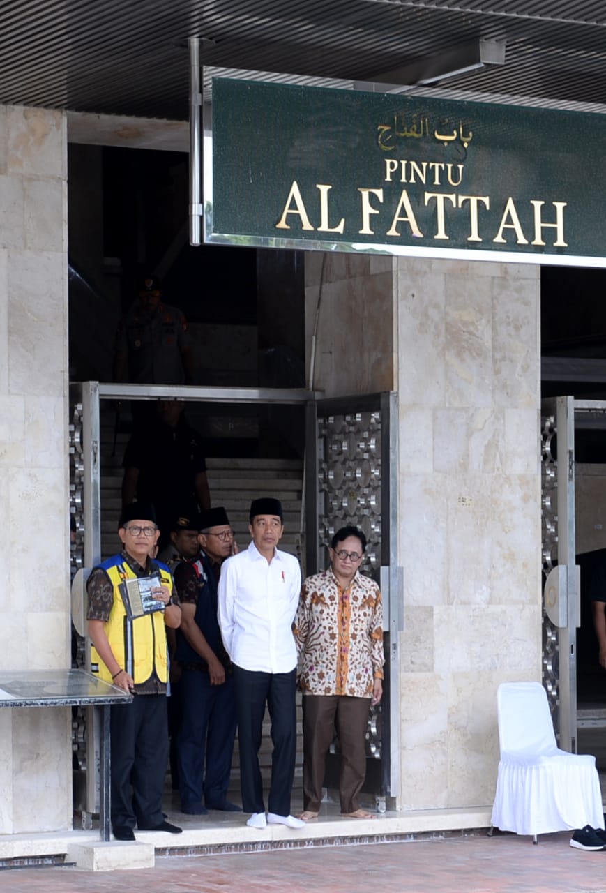 Jokowi Tinjau Proyek Renovasi Istiqlal 1