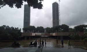 Underpass Kemayoran Terendam Setinggi 6 Meter 9