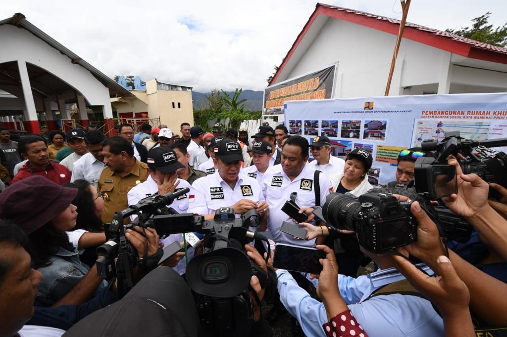 Ketua MPR: Pemerintah Siap Hadapi Virus Corona 1