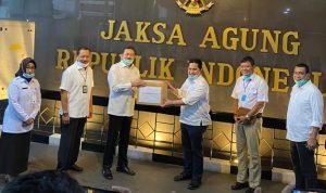 RSU Adhyaksa Terima Bantuan APD Covid-19 12