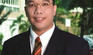 Proyek Kereta Cepat Dihentikan, Ini Pendapat Guru Besar UPH 9
