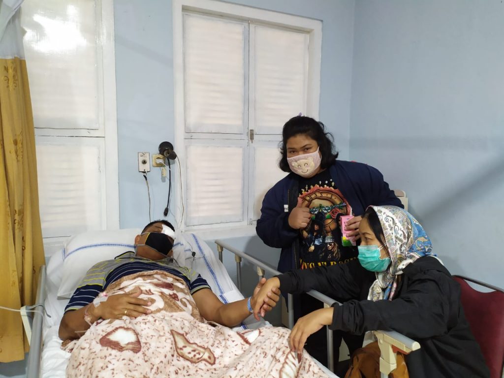 Perwira Polres Jakarta Pusat Ditabrak Geng Motor, Begini Kondisinya 10