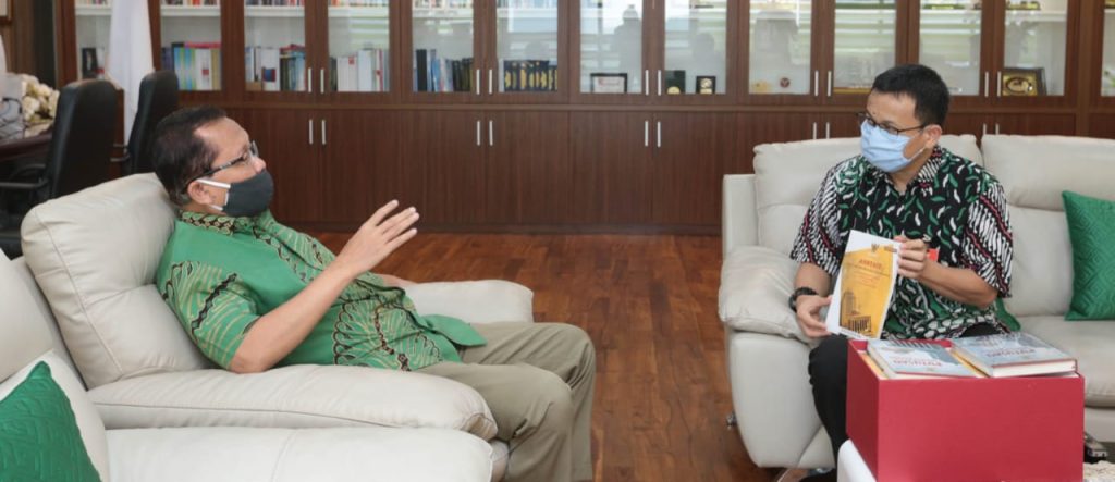 Sekjen MK Bertemu Pimpinan MPR, Membicarakan Ini. 11