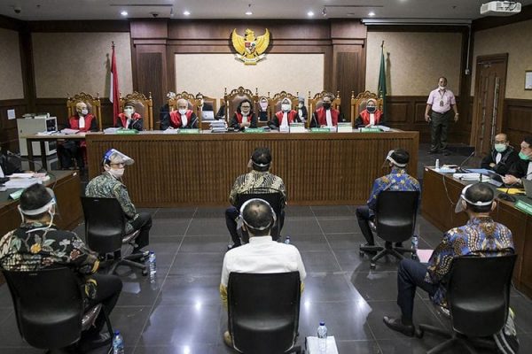 Dua Terdakwa Kasus Jiwasraya Didakwa TPPU 27