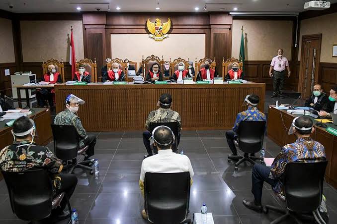 Hakim Tolak Seluruh Eksepsi Terdakwa Korupsi Jiwasraya 13