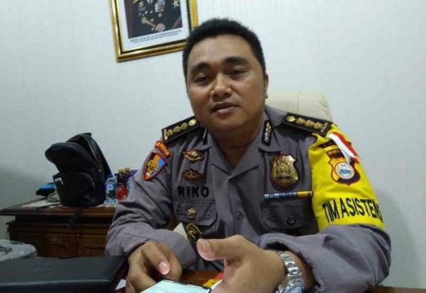 Artis Terkait Prostitusi Ditangkap Dalam Kondisi Bugil  32