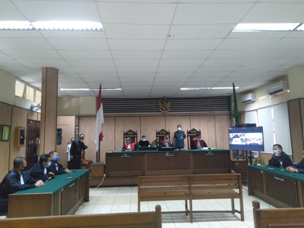 Dua Polisi Penyiram Novel Divonis Bersalah 1
