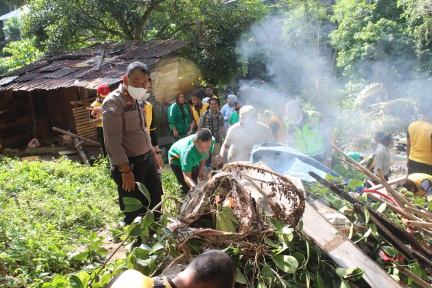 Polres Padangsidimpuan Hancurkan Lapak Pengedar Narkoba 12