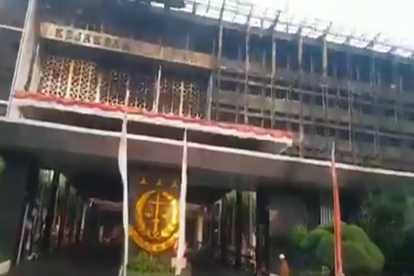 Gedung Utama Kejagung Gosong, Ruangan Jamintel Ikut Hangus 10