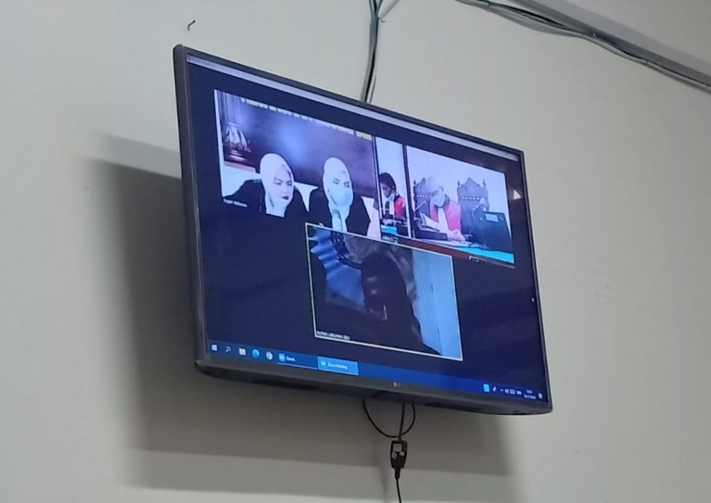 2 Penjual Sabu Ketengan Kompak Divonis 8 Tahun Penjara 11