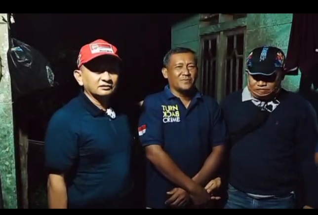 Kejagung, Kejati Sumut dan Kajati Riau Tangkap Buronan Kades Bulungihit 9