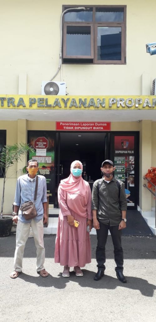 KontraS Sumut Dampingi Istri Kamiso Adukan Penembakan ke Mabes Polri 12