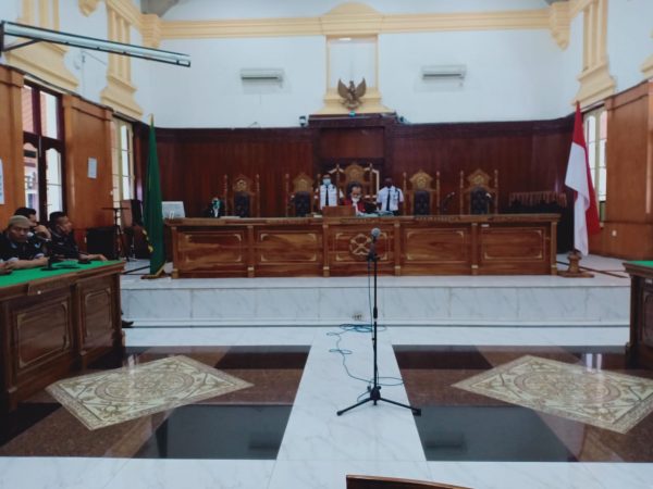 Prapid Penangkapan Ketua KAMI Medan Ditolak 69