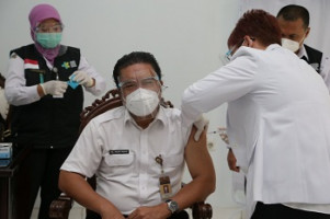 Ikut Vaksinasi Covid-19, Gubernur Banten: Bentuk Bela Negara 12