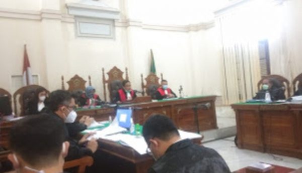 Pasaran Suap 14 Mantan Anggota Dewan, Gatot Pujo Nugroho Bersaksi Pinjam Rp5 Miliar Kepada H Anif 25