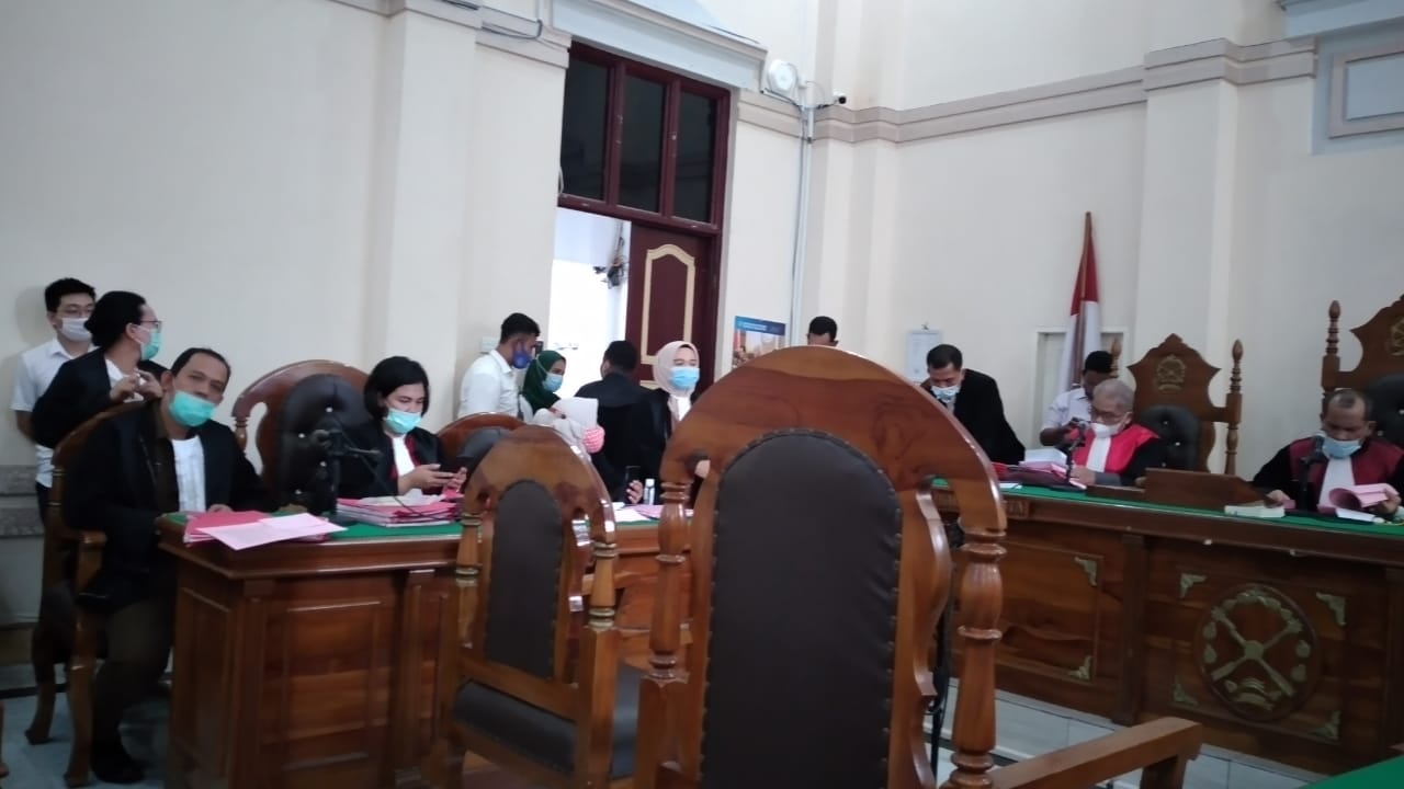 IMG-20210129-WA0076 Perkara Penipuan Berkedok OTT KPK Berlanjut, Hakim Minta JPU Hadirkan Anggota DPR RI 1