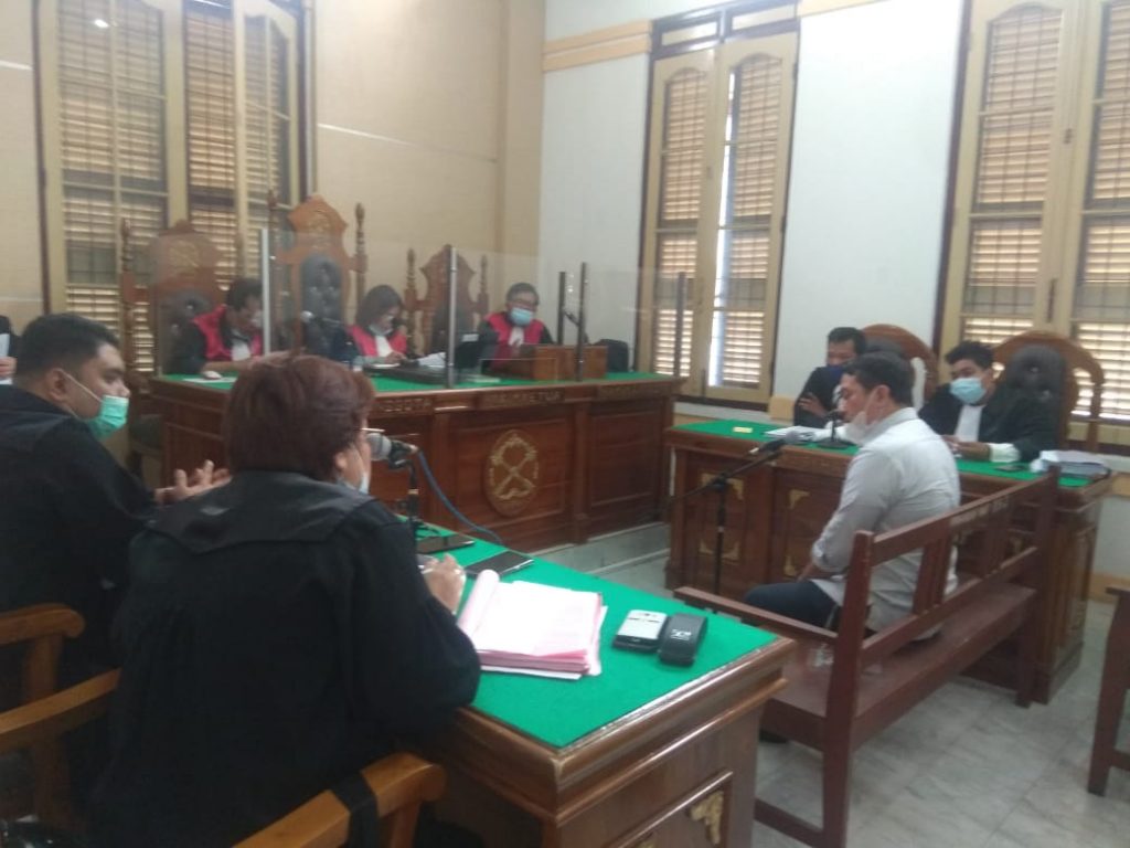 Sidang Penipuan Anggota DPR RI, Hakim: Kalau Gak Ada Kesalahan Kenapa Takut di-OTT KPK 10