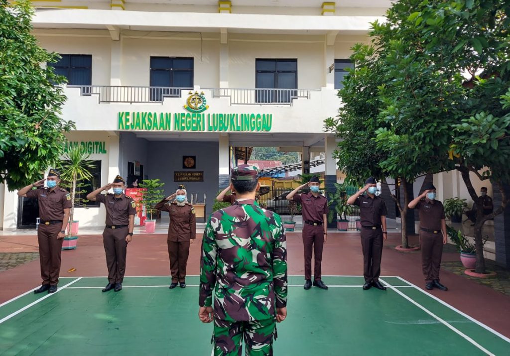 Kejari Lubuk Linggau Siapkan 7 CPNS untuk Diksar di Palembang 9