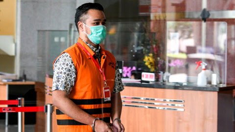 Menantu Nurhadi, Rezky Herbiyono Terjerat Kredit Macet 12