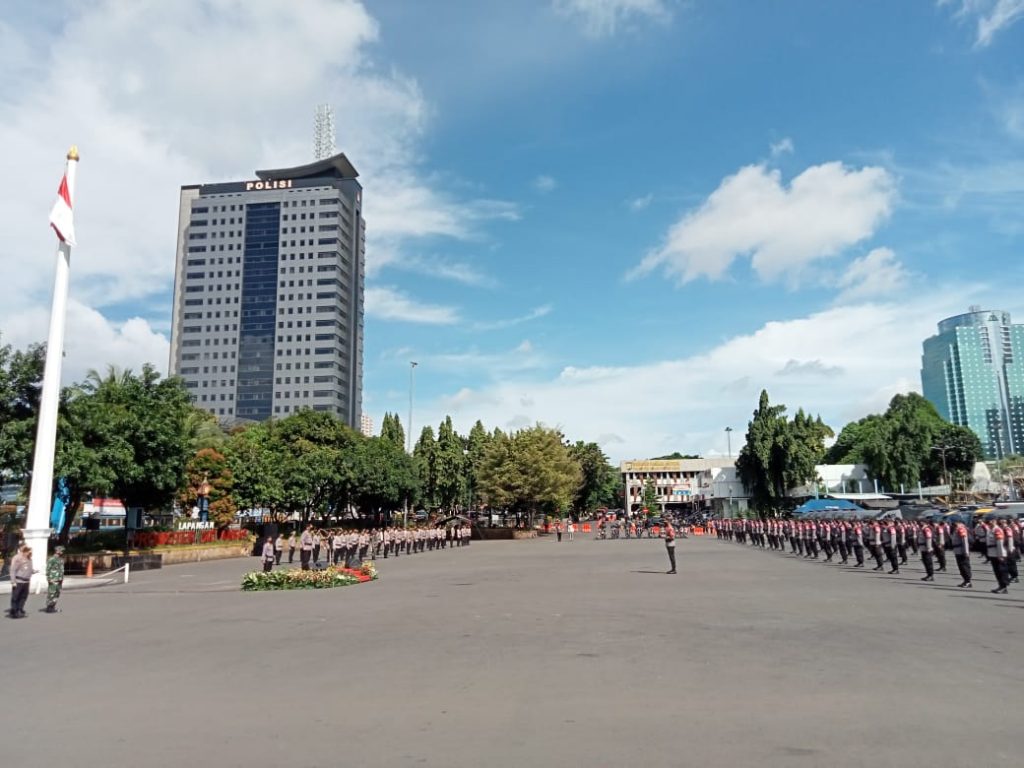 Apel Gabungan TNI-Polri Penanganan Covid-19, Kapolri Tegaskan Disiplin Jaga Protokol Kesehatan 12