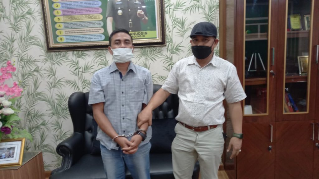 DPO Korupsi Kejari Aceh Tamiang Ditangkap di Rumah Kontrakannya di Medan 11