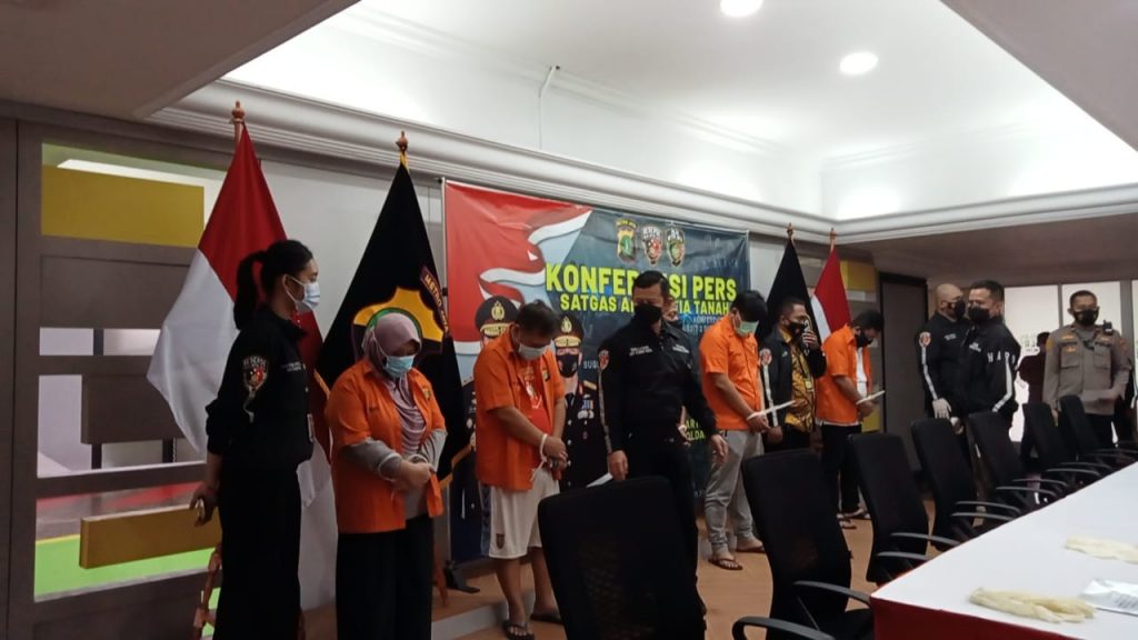 Polda Metro Ringkus Mafia Tanah 8