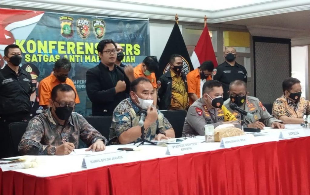 Kementerian ATR/BPN Sebut Para Mafia Bawa Sertifikat Asli ke BPN 13