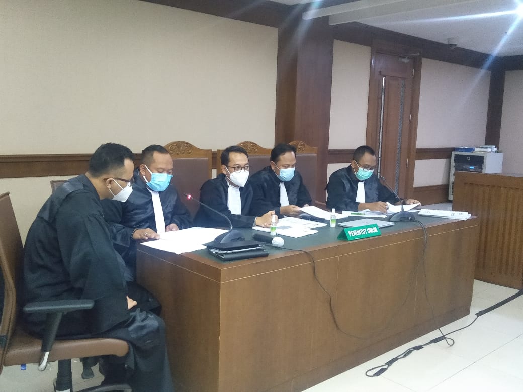 IMG-20210224-WA0064 Korupsi Bansos, Ardian Iskandar Didakwa Suap Mensos Rp1,95 Miliar 1