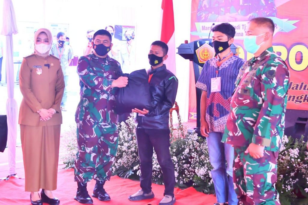 Di Masa Pandemi Covid-19, Aster Panglima TNI Pantau 'Penyerbuan' Desa Sedong Lor 12