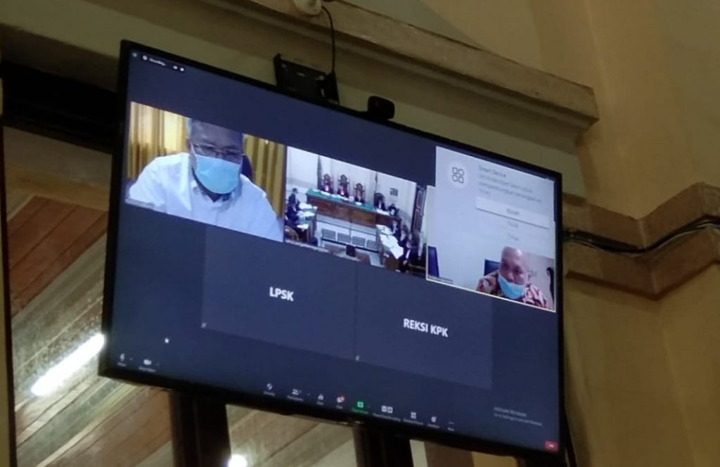 Bupati Labura Nonaktif Haji Buyung Dituntut 2 Tahun Penjara 12