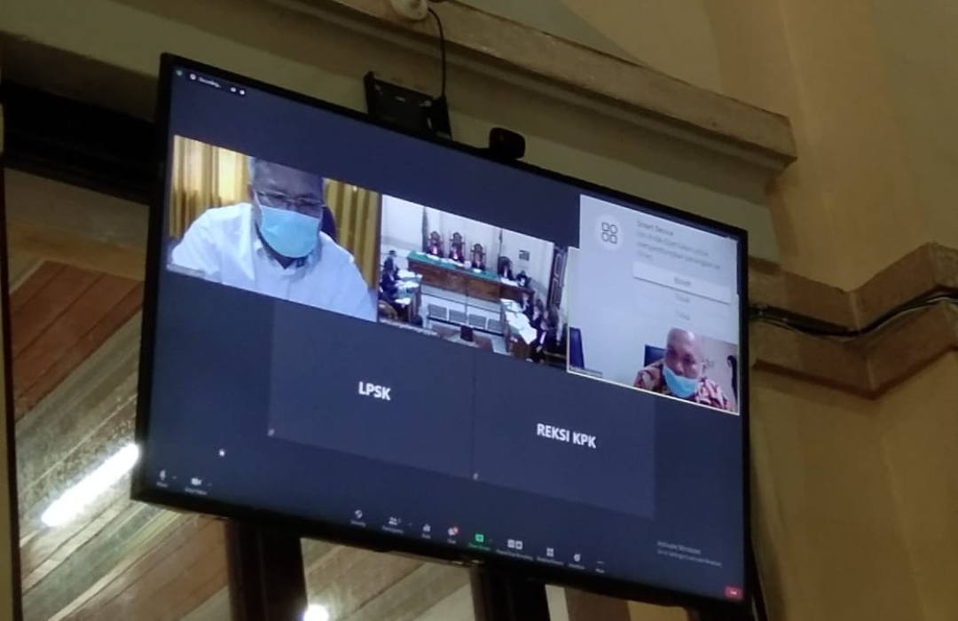 Bupati Labura Nonaktif Haji Buyung Dituntut 2 Tahun Penjara 1
