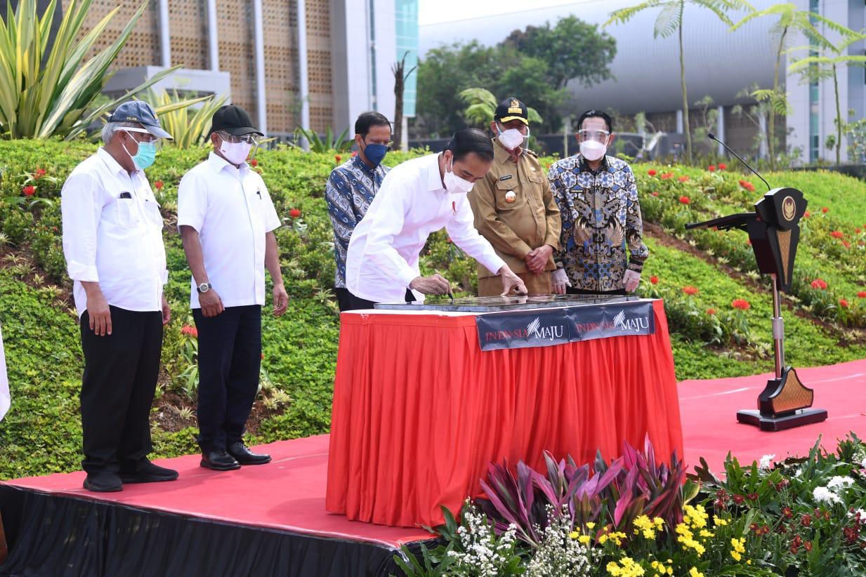 Gubernur WH Bangga Banten Miliki Kampus Untirta yang Megah 1