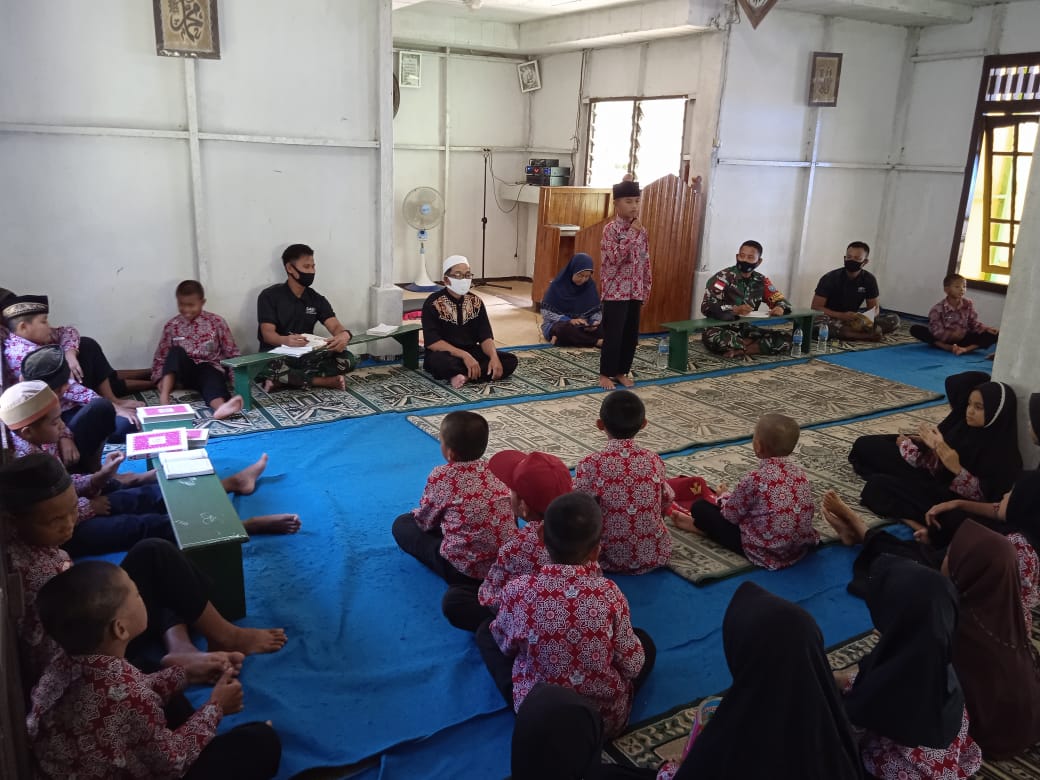 IMG-20210311-WA0016 Peringati Isra Mi'raj 1442 H di Tapal Batas, Satgas Yonif 642 Adakan Lomba Hafalan Surah Pendek Al-Quran 1