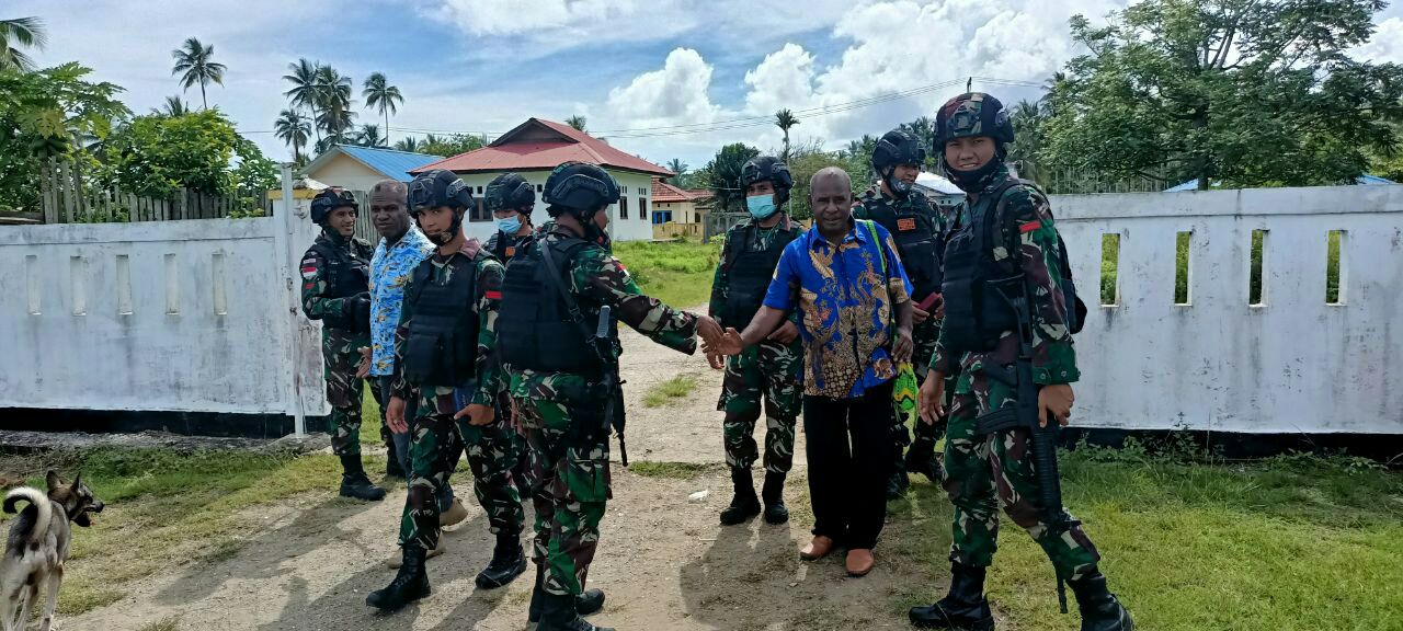 IMG-20210315-WA0025 TNI Jalin Silaturahmi Dengan Tokoh Adat Papua 1