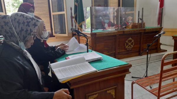 Kirim Ganja Via JNT, Mahasiswa Disidang 53