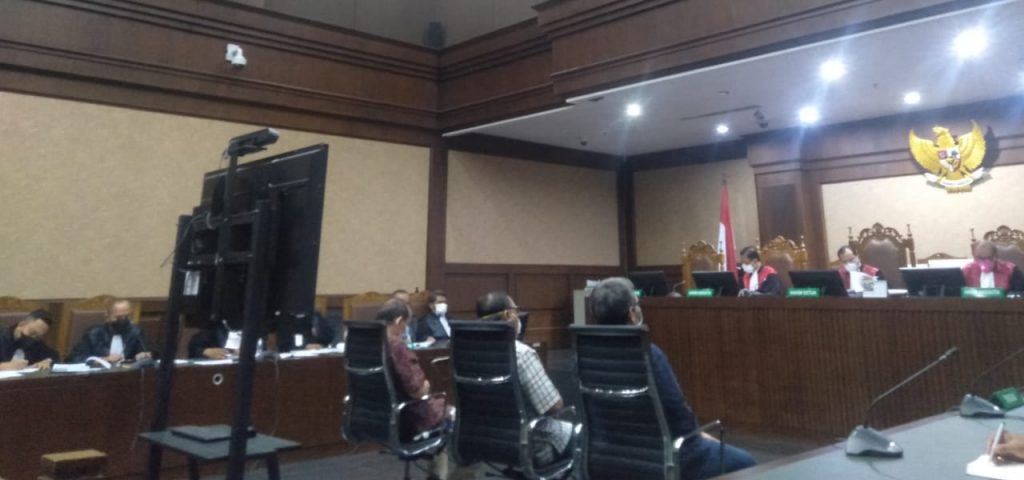 Eksepsi Eks Dirut BTN dan Menantunya Ditolak 8