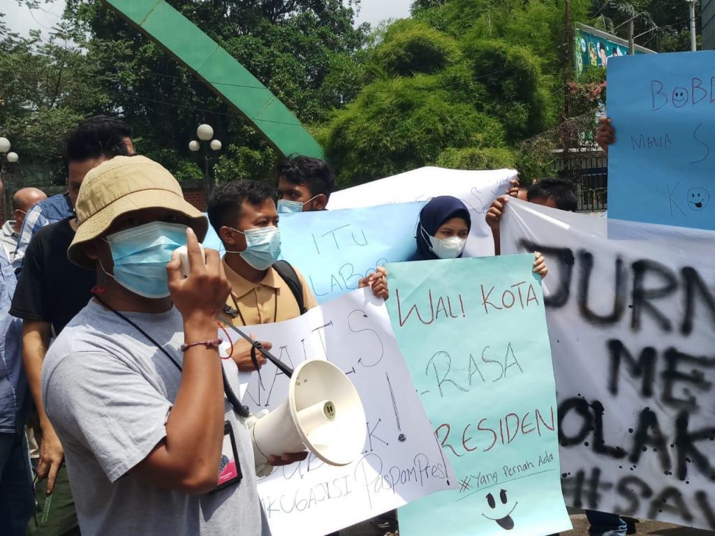 Dikawal Super Ketat, Arogansi Walikota Medan Dikecam Wartawan 8