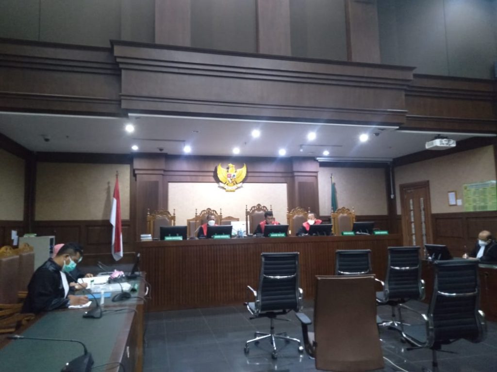 Vonis Rizal Djalil Turun Dua Tahun dari Tuntutan Jaksa 12