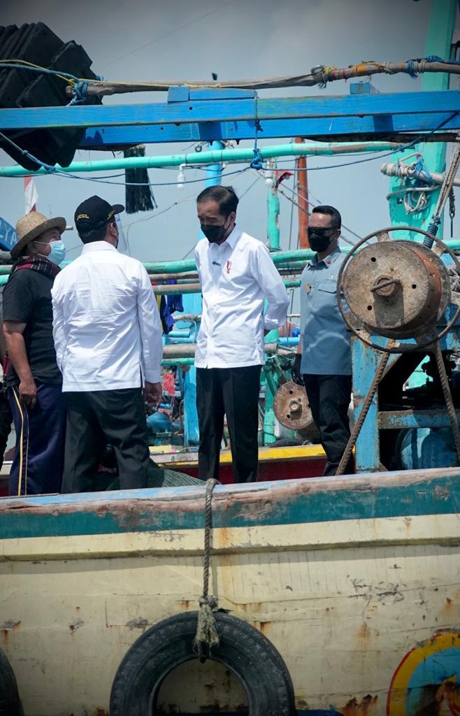 Jokowi Tinjau PPDI Brondong di Jawa Timur 1