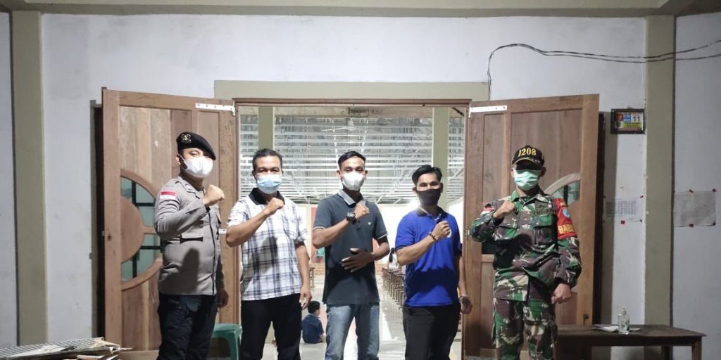 Koramil Sejangkung dan Bhabinkamtibmas Amankan Pelaksanaan Ibadah Kenaikan Isa Almasih 8