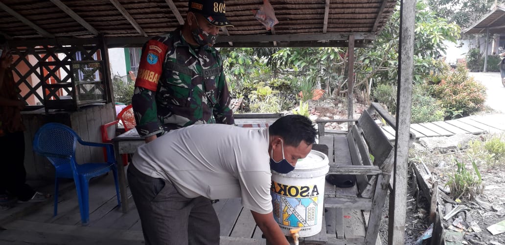 IMG-20210517-WA0040 Babinsa Tebas, Kawal PPKM Skala Mikro di Wilayah Binaan Saat Lebaran 1