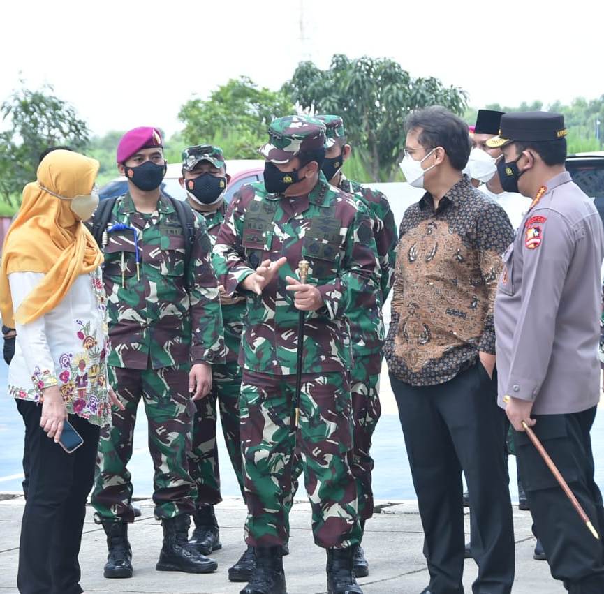 Isolasi Terpusat OTG Nagrak dan 4 Posko PPKM Mikro Disidak Panglima TNI 9