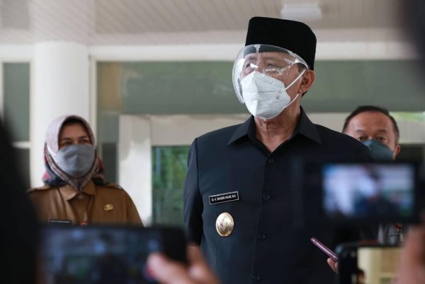 Gubernur Banten Perpanjang WFH dan Melarang ASN Bepergian Keluar Daerah 44