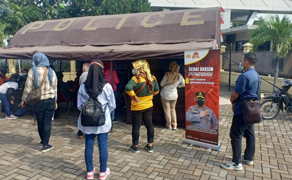 Catat! Polri Dirikan Gerai Vaksin Presisi Gratis 12