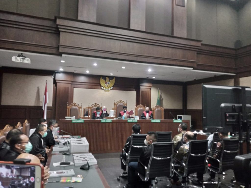 Edhy Prabowo Dituntut 5 Tahun Penjara, Denda Rp400 Juta 10