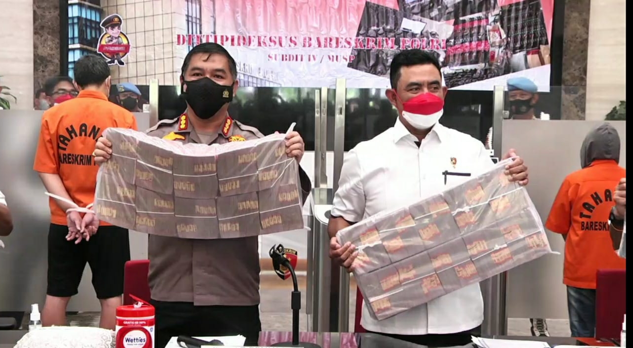 Warga Negara China yang Menjadi Otak Pinjol Ilegal Ditangkap Polisi 1