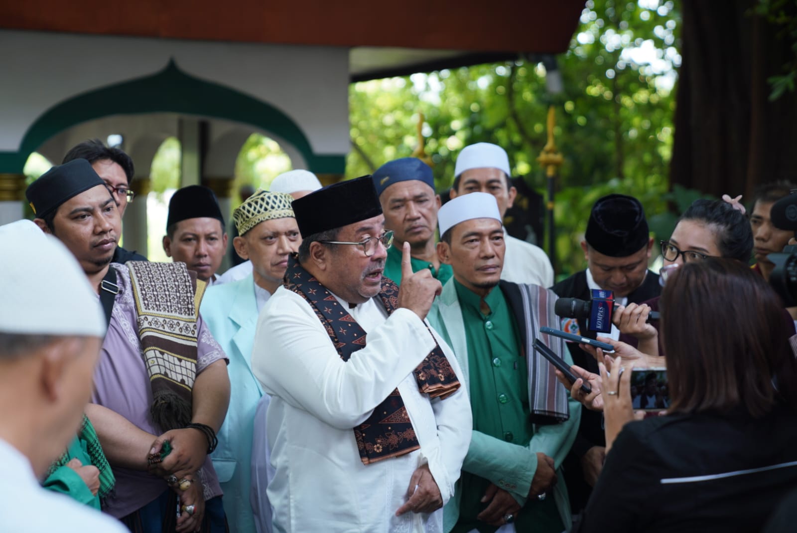 Bang Doel Ziarah Ke Makam Pangeran Jayakarta, Raden Manaf Triyati: Dia Orang Betawi 1