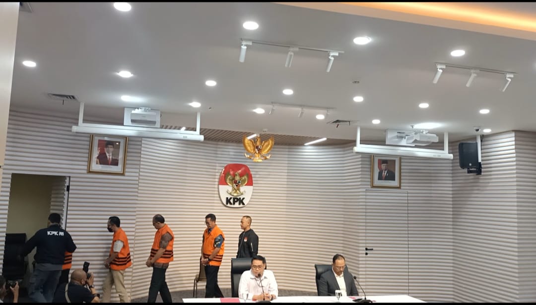 IMG-20240926-WA0051 Sekda Kota Bandung Terima Suap Rp1 Miliar 1